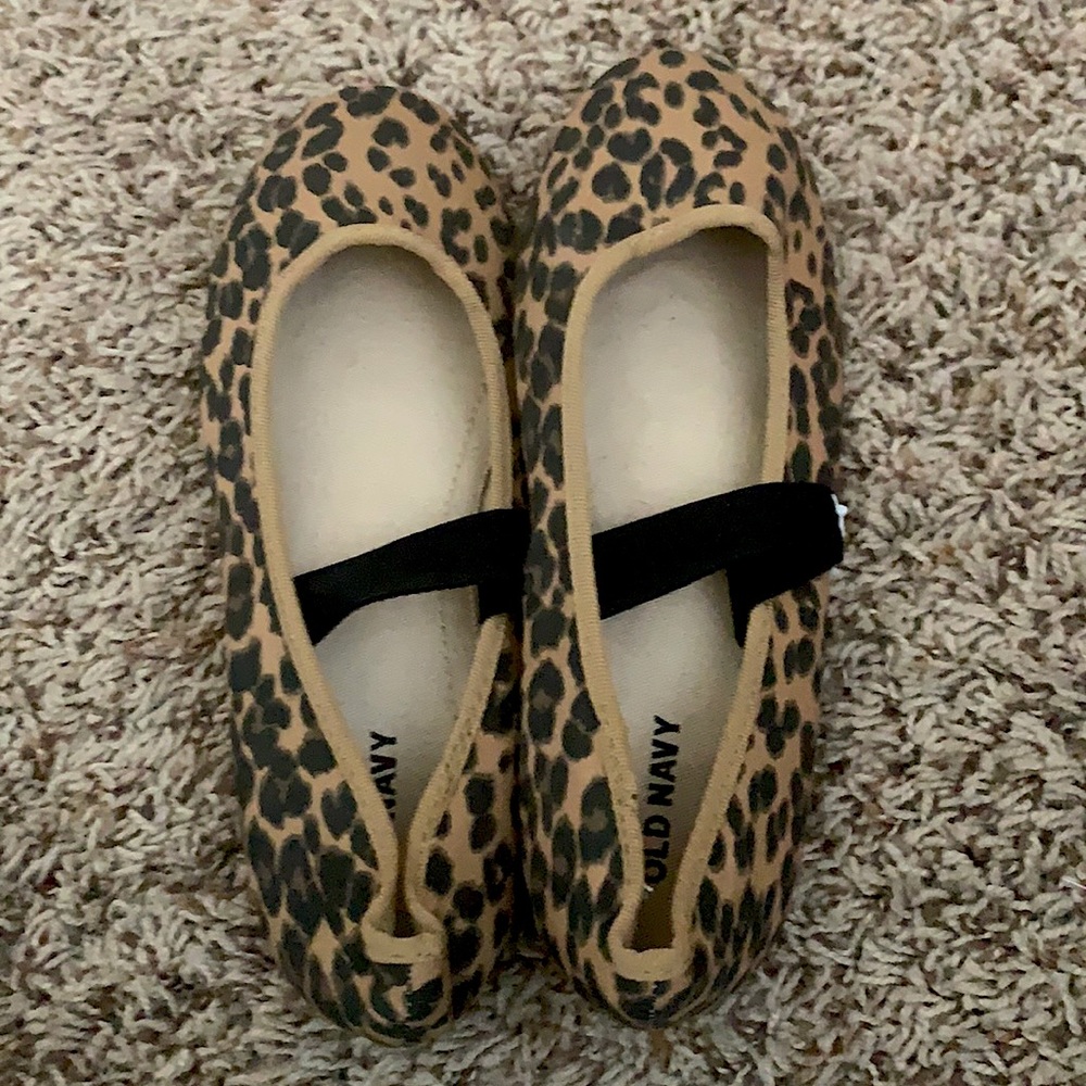 Old navy Cheetah Print Flats
